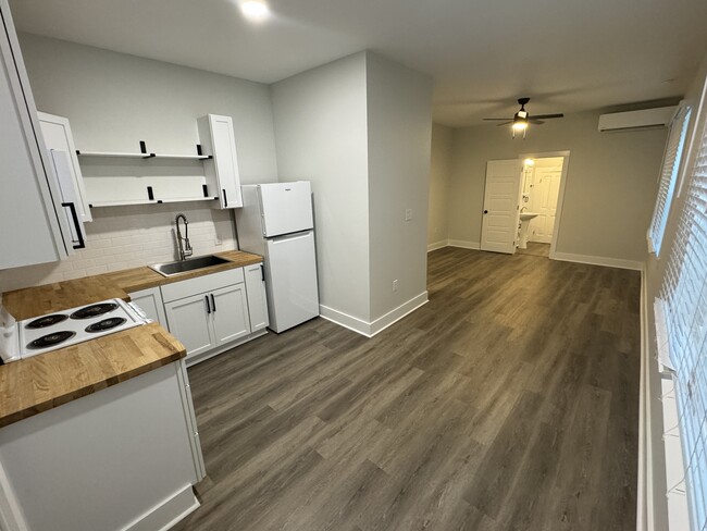 631 University Walk, Unit 2 - Fully Furnished in Baton Rouge, LA - Building Photo - Building Photo