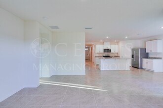 1324 Morning Walk Dr in Ormond Beach, FL - Building Photo - Building Photo