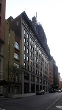 227-239 W 17th St in New York, NY - Foto de edificio - Building Photo