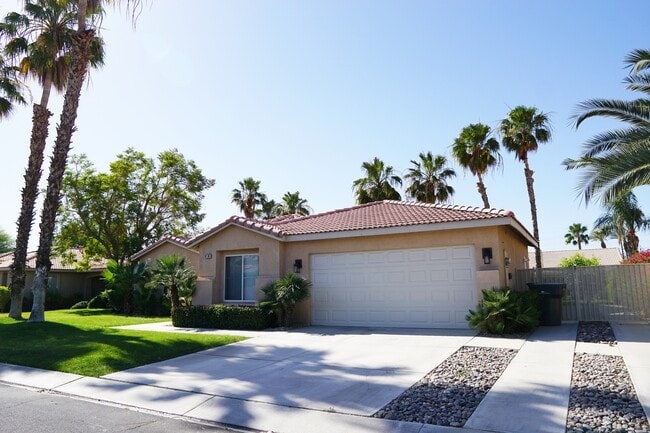 property at 81367 Avenida Camelia