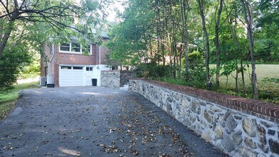 79 Choate Ln in Pleasantville, NY - Building Photo - Building Photo