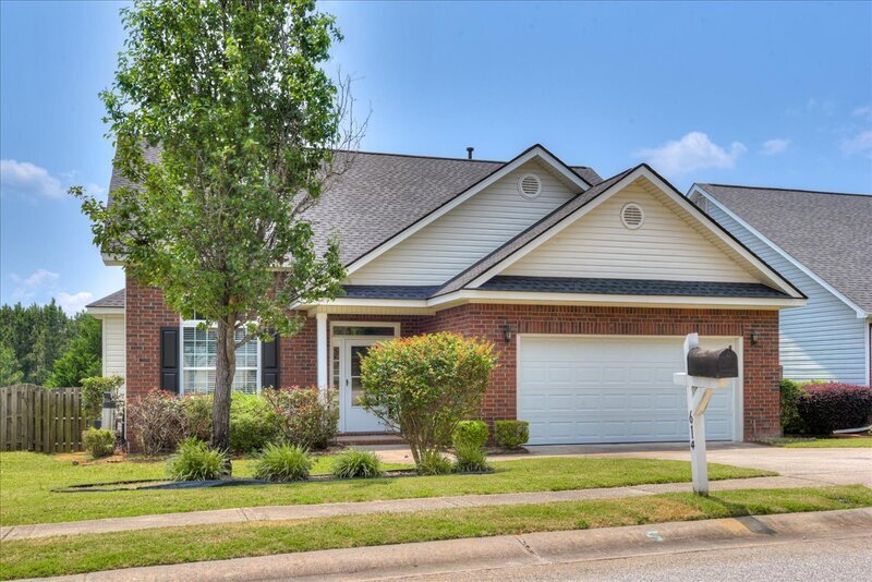 614 Ventana Dr in Evans, GA - Foto de edificio