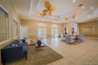 5630 NW 61st St-Unit -1305 in Coconut Creek, FL - Building Photo - Building Photo