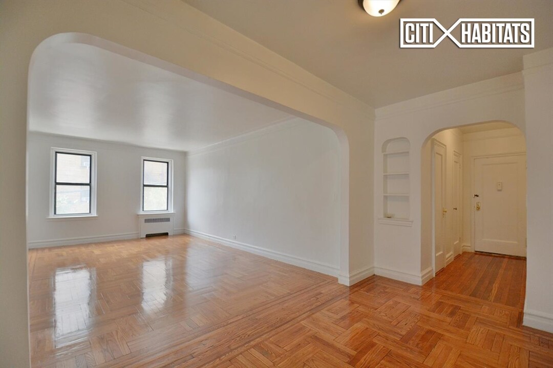 3000 Valentine Ave-Unit -1F in Bronx, NY - Building Photo