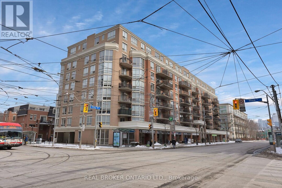 1000-1000 King St W in Toronto, ON - Building Photo