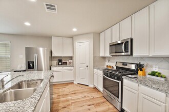 3242 Alberelli Dr in Katy, TX - Building Photo - Building Photo