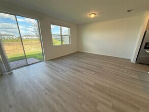 16386 Bird of Paradise Ave in Clermont, FL - Building Photo - Building Photo