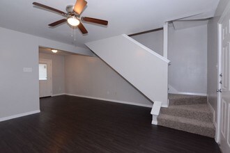 3107 E 13th St-Unit -B in Austin, TX - Foto de edificio - Building Photo