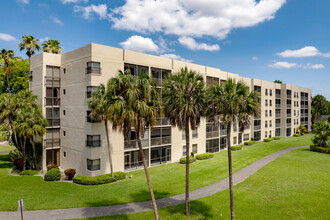 Tradewinds Condos in Coconut Creek, FL - Building Photo - Primary Photo
