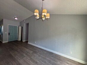 511 Gaspar Ave in Deltona, FL - Building Photo - Building Photo