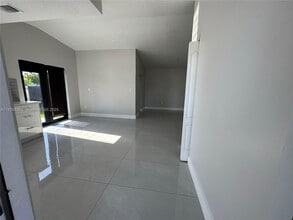 12237 SW 193rd St in Miami, FL - Building Photo - Building Photo