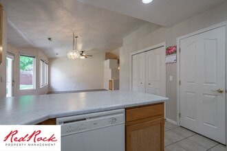 327 E 60 S in Ivins, UT - Building Photo - Building Photo