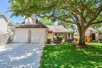 4431 Waterfall Way in Sugar Land, TX - Building Photo - Building Photo