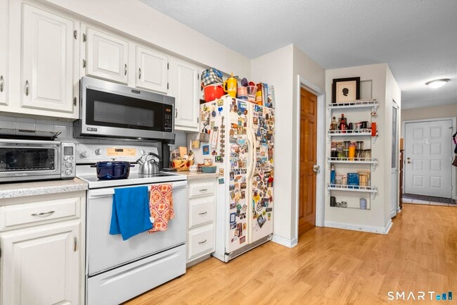 113 Promenade Unit 113 Dr in New Haven, CT - Building Photo - Building Photo