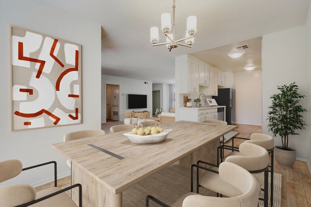 Natick Park South in Sherman Oaks, CA - Foto de edificio