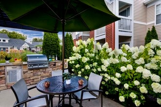 The Lakes Apartments in Indianapolis, IN - Foto de edificio - Building Photo