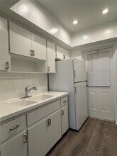 2822 Van Buren St in Hollywood, FL - Building Photo - Building Photo