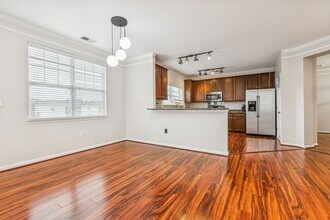 522 Knolls Dr in Newport News, VA - Building Photo - Building Photo