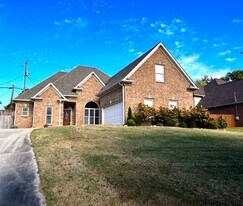 710 Valley St in Birmingham, AL - Building Photo