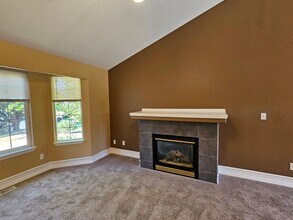 4975 Keiko Ct NE in Salem, OR - Building Photo - Building Photo