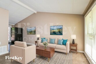 2787 Dawnview Dr in Florissant, MO - Building Photo - Building Photo