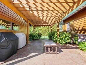 1905 E 750 S in Wolcottville, IN - Building Photo - Building Photo