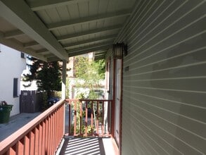 1533 Maltman Ave, Unit 1533 in Los Angeles, CA - Building Photo - Building Photo