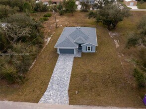 21475 Argosy Ave in Port Charlotte, FL - Building Photo - Building Photo