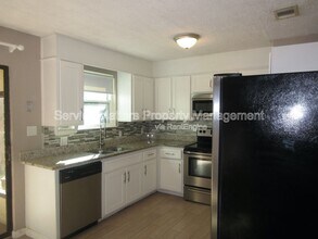 4340 W Avenida De Golf in Milton, FL - Building Photo - Building Photo