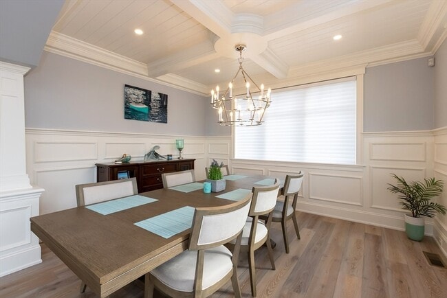 25 Cushing Ave in Hingham, MA - Building Photo - Building Photo