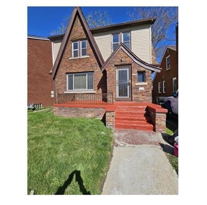 property at 17162 Bradford Ave