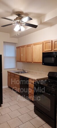 2912 Brighton St photo'