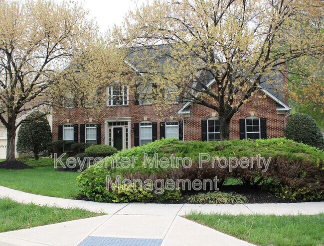 property at 1614 Albert Dr