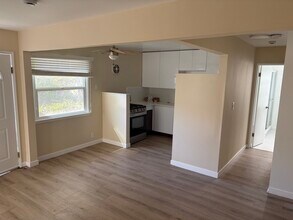 919 17th St in Santa Monica, CA - Building Photo - Building Photo