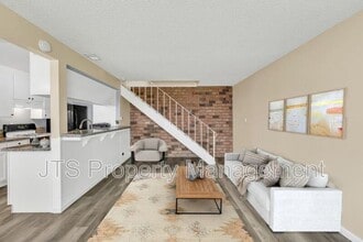 6436 Bremen Dr in Citrus Heights, CA - Building Photo - Building Photo