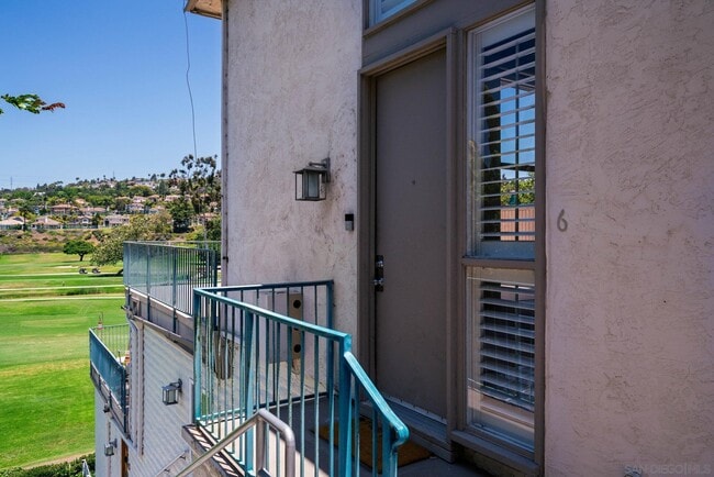 property at 2544 Navarra Dr
