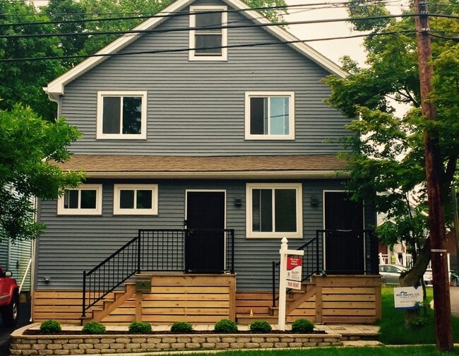224 N Fullerton Ave