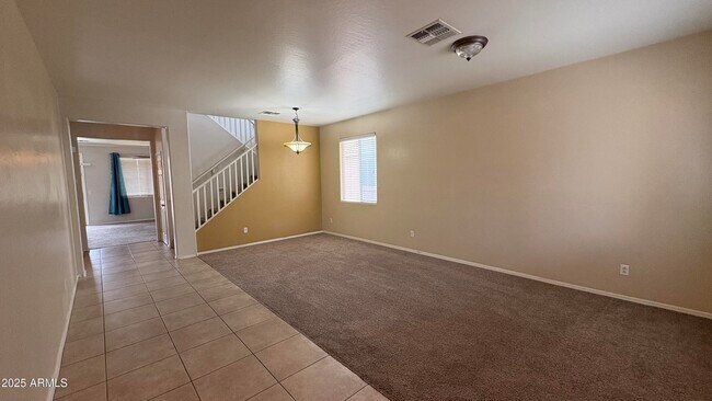 7335 W St Charles Ave in Phoenix, AZ - Building Photo - Building Photo