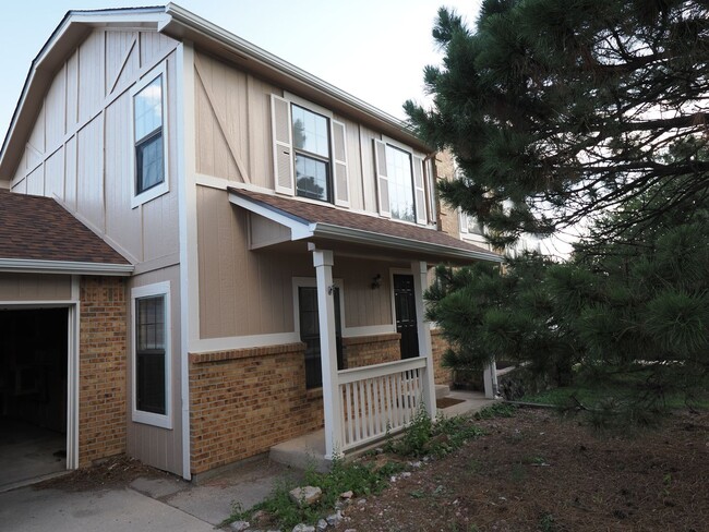 3215 Bunker Hill Dr