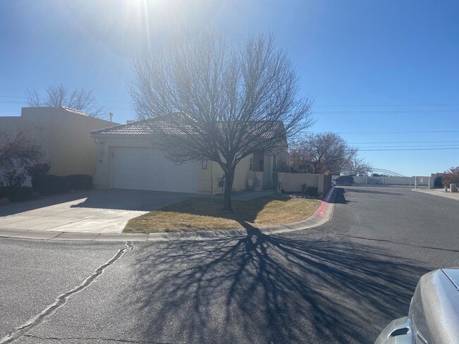 property at 3101 Renaissance Dr SE