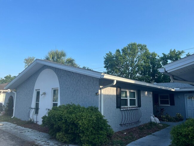 property at 4038 Audubon Dr
