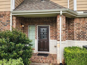 3807 Waterford Bend in Missouri City, TX - Foto de edificio - Building Photo