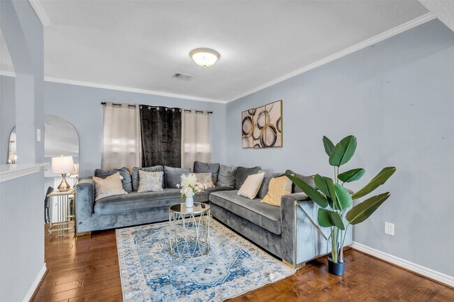 10730 Filey Ln in Houston, TX - Building Photo - Building Photo