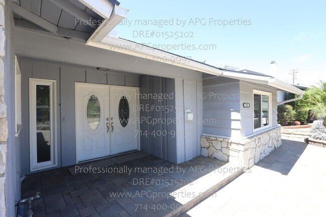 1707 Evergreen Ave in Fullerton, CA - Building Photo - Building Photo