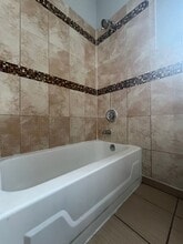 90 E 25th St, Unit 12 in Bayonne, NJ - Building Photo - Building Photo