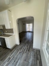 8714 W Olympic Blvd in Los Angeles, CA - Building Photo - Building Photo