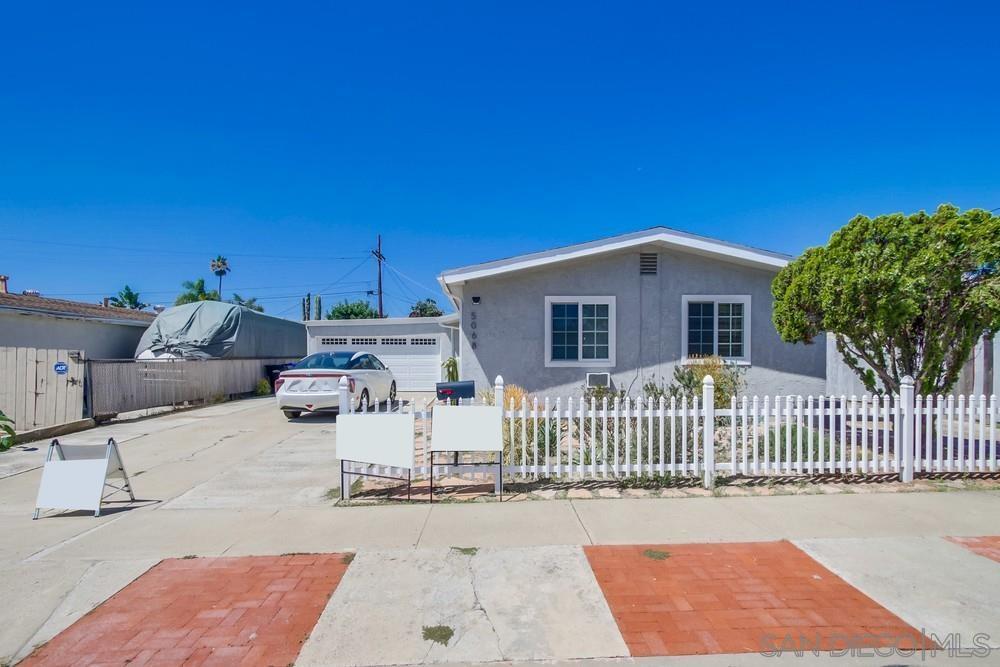 5068 Baxter St in San Diego, CA - Foto de edificio