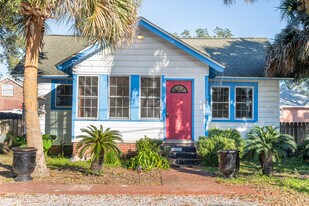 418 Vancouver St in Pensacola, FL - Building Photo