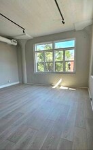 275 Chapel St, Unit 1A in New Haven, CT - Building Photo - Building Photo