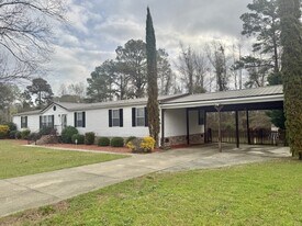 1905 High Cotton St in Darlington, SC - Building Photo